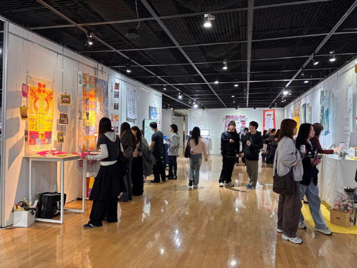 꾹 PRESS OUR MARK 인천대학교 디자인학부 졸업전시회 개최2