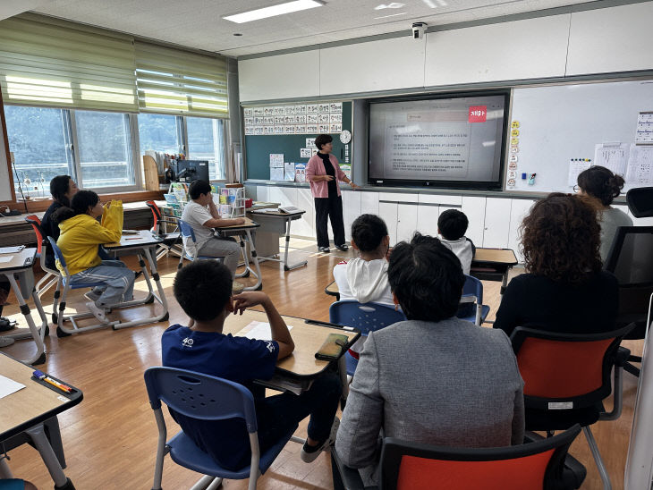 서천 한산초가 운영한 학교 공개의 날