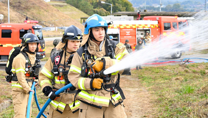 19전비 장병들이 10월 29일(목) 군관 합동 화재대응훈련에서 화
