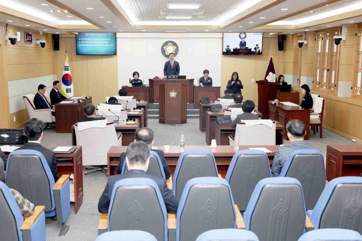 [크기변환]제324회 임시회 폐회식 사진