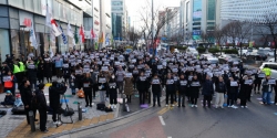 제주항공 참사 애도 속 윤석열 대통령 퇴진 촉구 집회