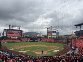 한화vs삼성, KBO 플레이오프 첫 경기 `접전`