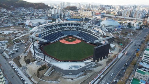 신축구장명에서 `대전` 뺀 한화, `지역홀대` 심각하다