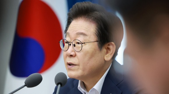 이대통령 "지역균형발전, 성장위한 불가피한 생존전략"