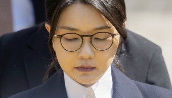 특검, 김건희 `영부인 첫` 구속기소… 헌정최초 전직 대통령부부 동시재판