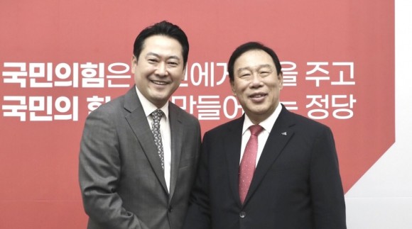 "해수부 산하기관 이전 반대, 당 차원서 요구해야"