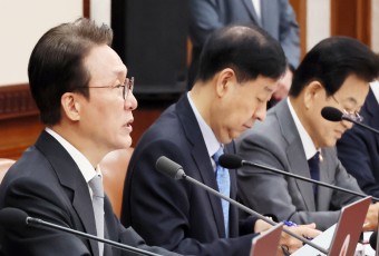 정부, 수사 인원·기간 확대 3대 특검 개정안 의결