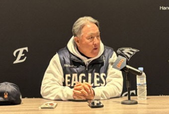 "야구 참 어렵다"…김경문 한화 감독, 한국시리즈 5차전 총력 다짐