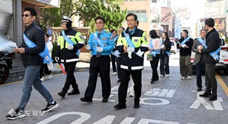 ‘보행자 우선! 함께하는 교통문화 만들어요’