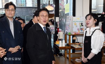 金 총리 대전 `빵지순례` 상권 점검…"문화와 지방이 함께 가야"