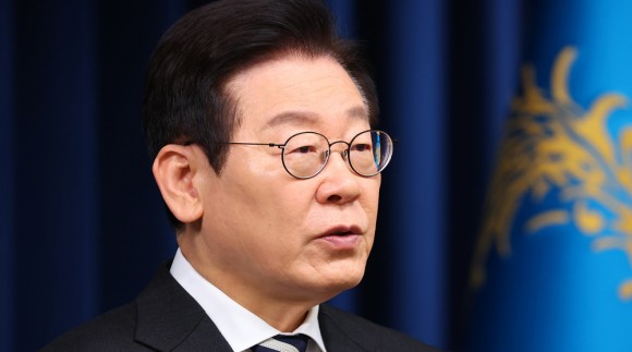 "계엄극복 국민 노벨상 충분…12월 3일 국민주권의 날"