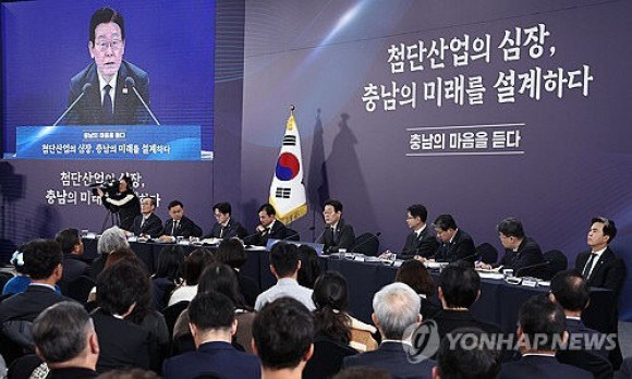 [취임 6개월] 이 대통령 19부·5처·18청·7위원회 부처별 순회 보고