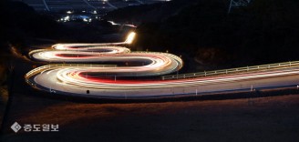 구불구불 다사다난했던 을사년…‘굿바이’