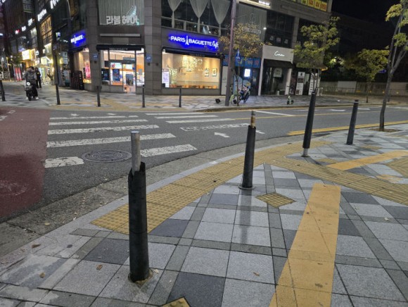 파손 `볼라드` 방치 되풀이...신도시 세종서도 위험 노출