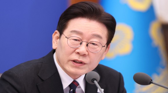 이 대통령 "대전충남 통합,공감없이 일방 강행할순 없어"