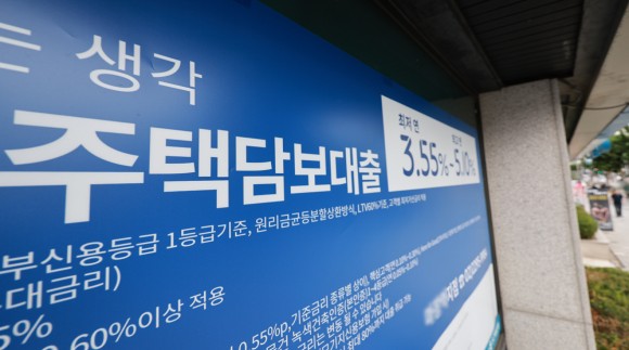 직장인 평균 대출 '역대 최대치' 
1인 5275만원…주담대 11%↑