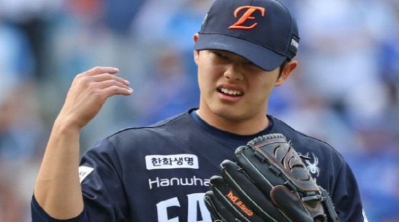 문동주 시즌 아웃 가능성…한화 이글스, 구세주는?