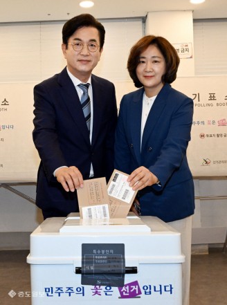 사전투표하는 허태정 대전시장 후보