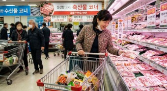 계란 가격 고공행진에 6000원대 행사 상품은 품절 대란... 가격 인상 어디까지