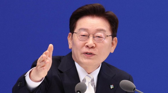 李 "대체 불가 대한민국의 담대한 꿈이 시작되는 해로 만들겠다"