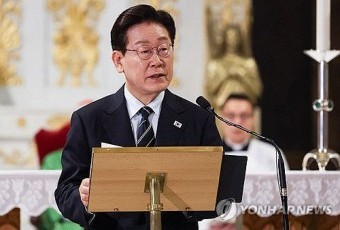 이 대통령 "한반도 평화는 남북·동북아·전 세계에도 공통의 이익"