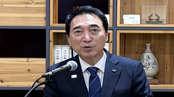 충청광역연합 띄운 박수현 지사행정통합 등 `공동대응` 역할론